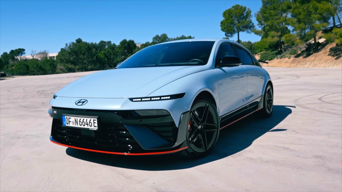 HYUNDAI Ioniq 6 N - prvá jazda na okruhu