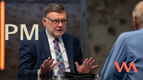 „Úplný blábol, na ceny elektřiny nebude mít zestátnění ČEZ vliv.“ - Poledne s Moravcem 16.8.