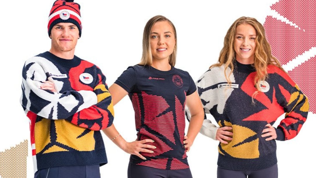 S Němci si nás nespletou, nemáme černou barvu, ale tmavě modrou. Na každém kolekce lichotivě nevypadá, říká její autorka