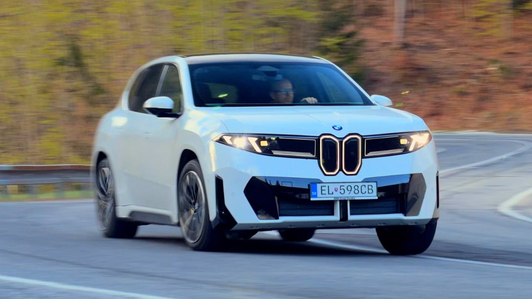 BMW iX3 50 xDrive