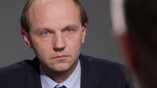 Může se ukázat, že Fialova vláda s výdaji na obranu podváděla. Dokud to voličům nezačne vadit, triky neskončí, říká ekonom