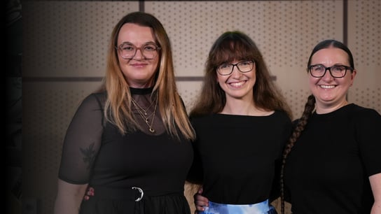 Mladí si knihy vybírají na TikToku, jedno video rozprodá knihu do 12 jazyků, aniž by ji někdo četl, říkají autorky