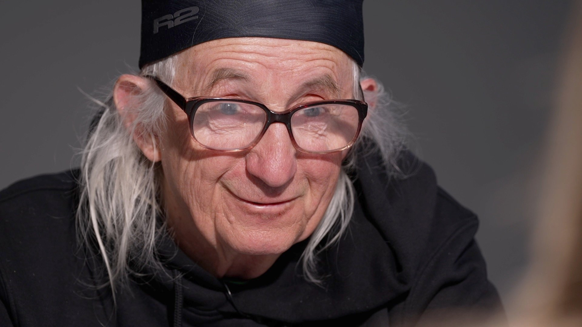 75letý lezec: Když příliš odpočíváte, umíráte. Tělo dokáže hrozně moc, trénuju od rána. Někdo musí naštvat mladší kolegy