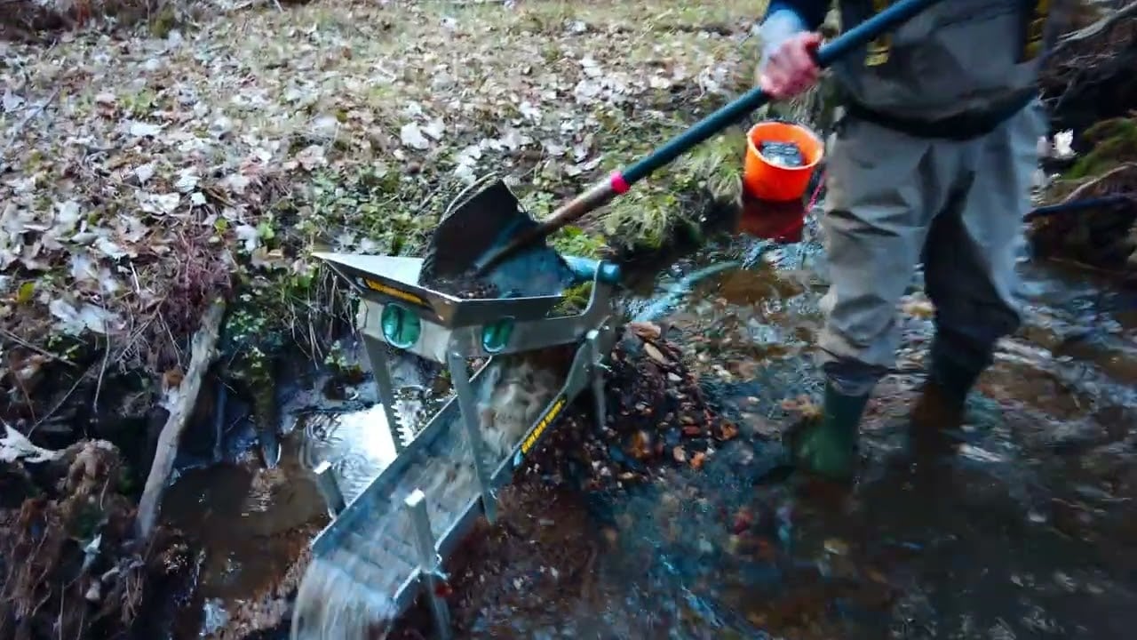 Złoto z małego strumyka? To ciekawe ile jest w większym!