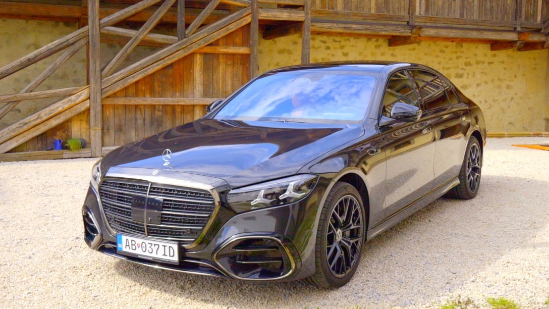 Mercedes-Benz S580 V8