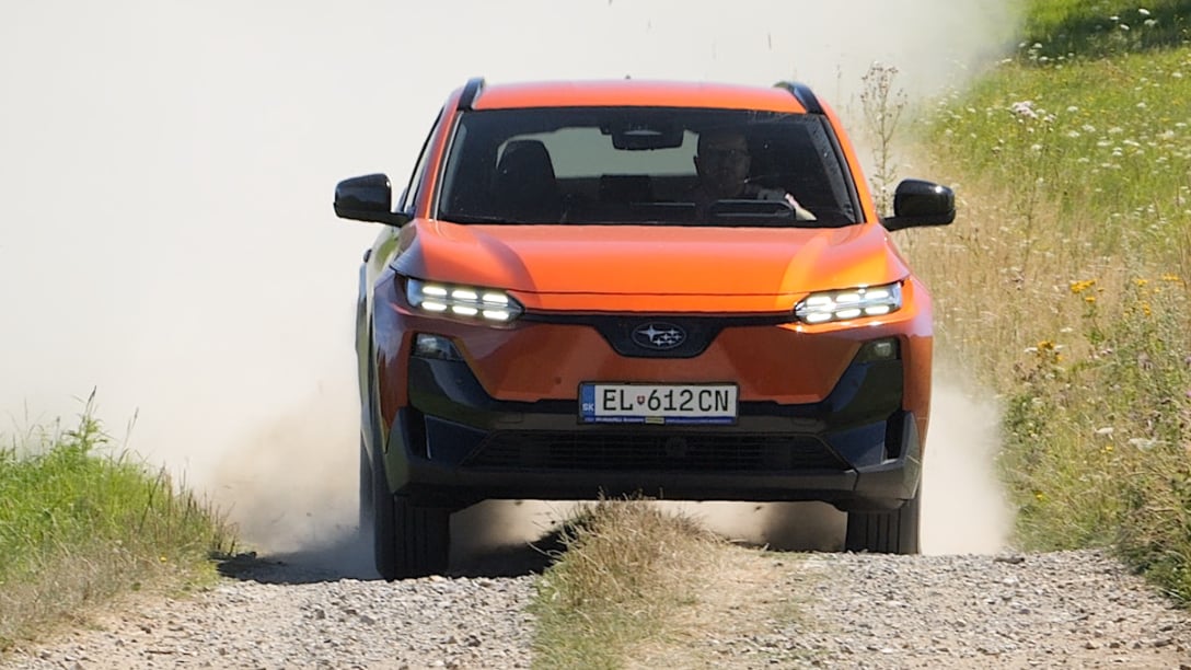 Subaru Uncharted FWD Premium (77kWh) 