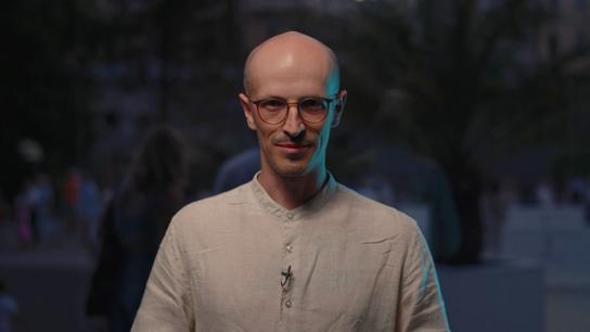 Vojtěch Strakatý: Na druhé straně léta