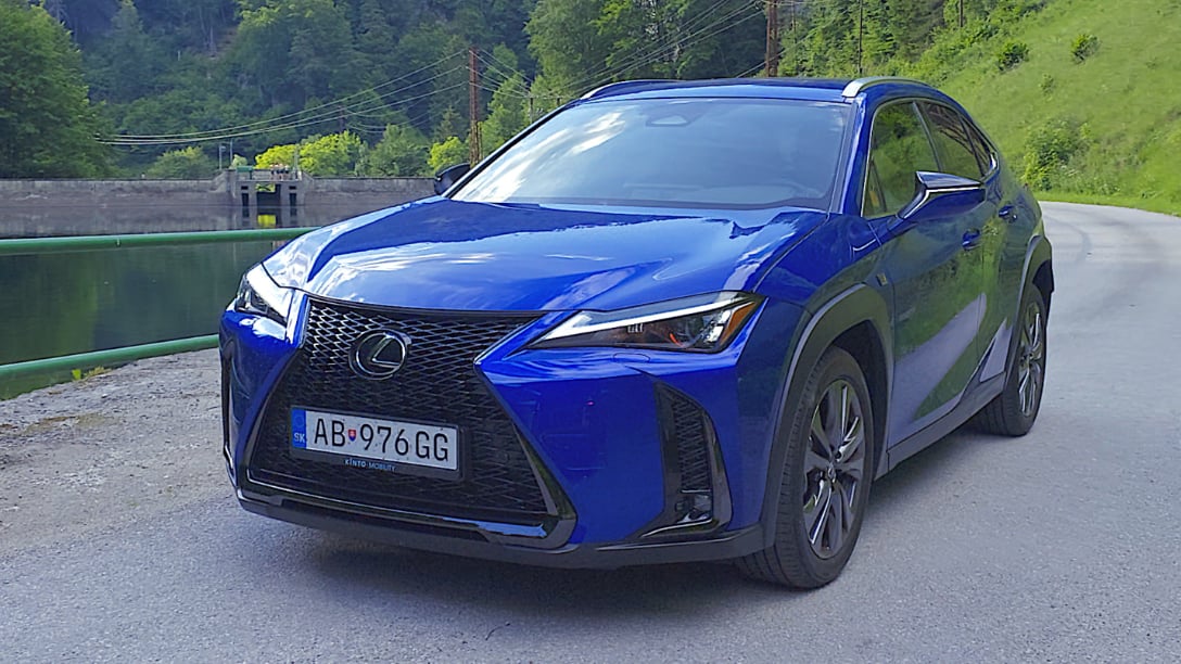 Lexus UX 300h KIZUNA F za super cenu