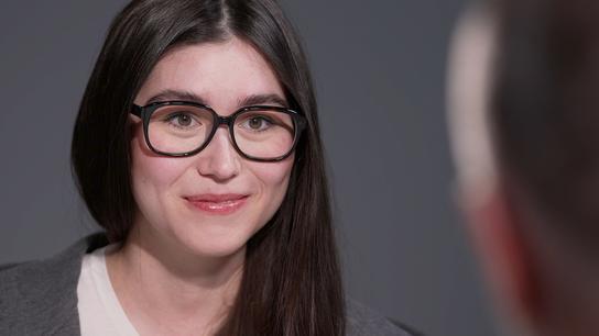 Japonci se rychle opijí, proto tak často leží uprostřed ulic Tokia. S city se nesvěřují, moje česká půlka je tam smutná, říká Adachi