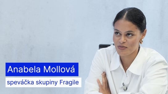 S rasizmom som sa stretla v električke. Spievať viem, noty nepoznám, hovorí Mollová