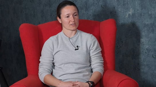 UŠÁK 355  Eva Bartoňová