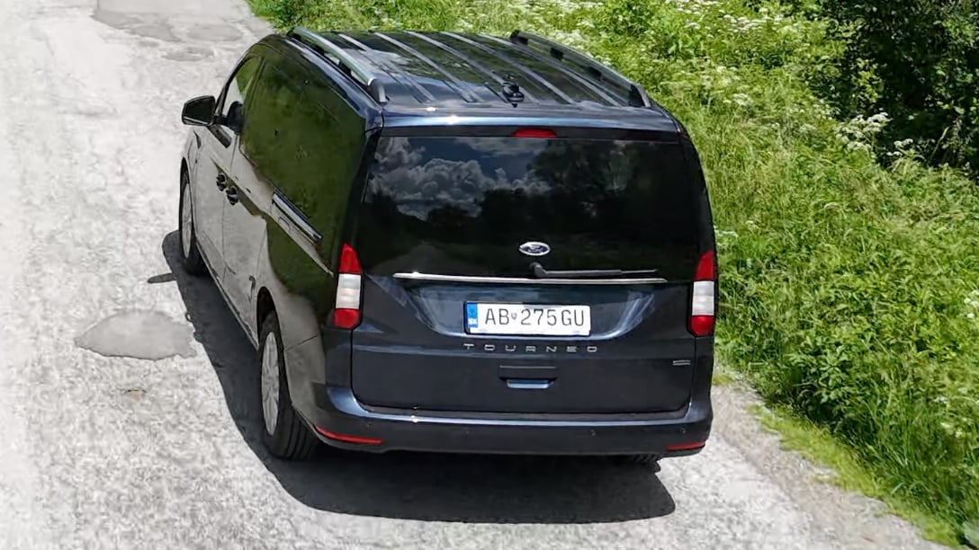 Ford Grand Tourneo 1.5 EcoBoost PHEV