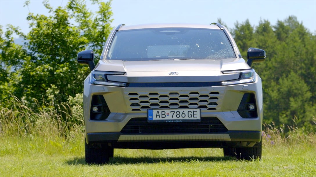 TOYOTA RAV4 2.5 Hybrid Dynamic Force 194k e-CVT AWD-i 194k