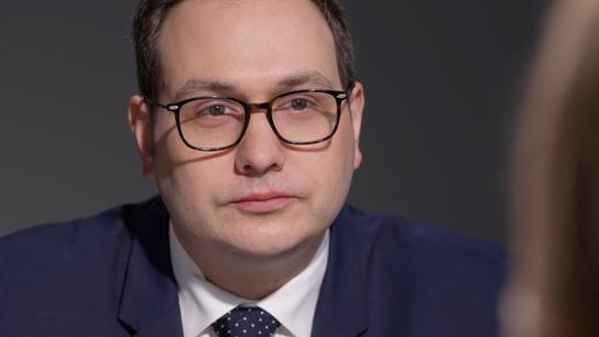 Lipavský: Označují mě za válečného štváče, ale jen popisuji dění, světový řád se otřásá. Babiš je opilý mocí  