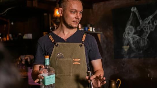 Český barman v Singapuru: Gordon Ramsay byl milý šéf, přišel i štáb Avengers. Čerpám z vědy a vím, které chutě fungují 