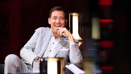 Awards Chatter LIVE s Clivem Owenem